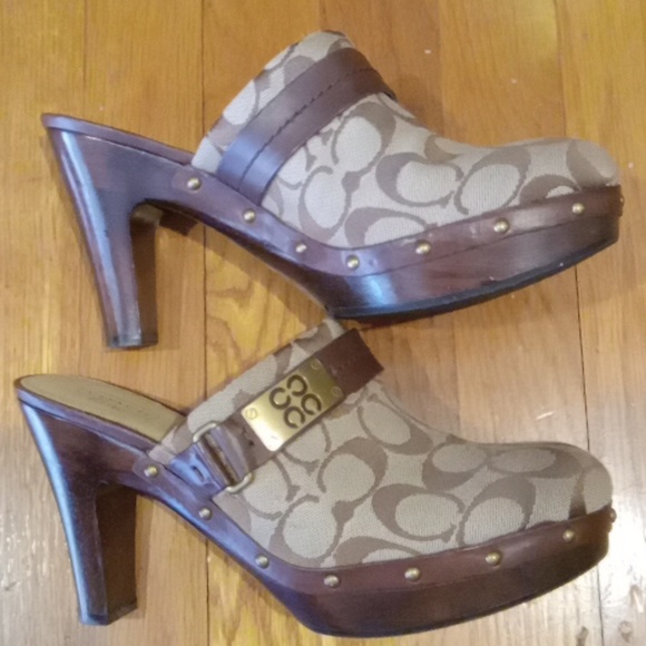 Vintage Coach "Ivy"Clogs - Picture 3 of 11